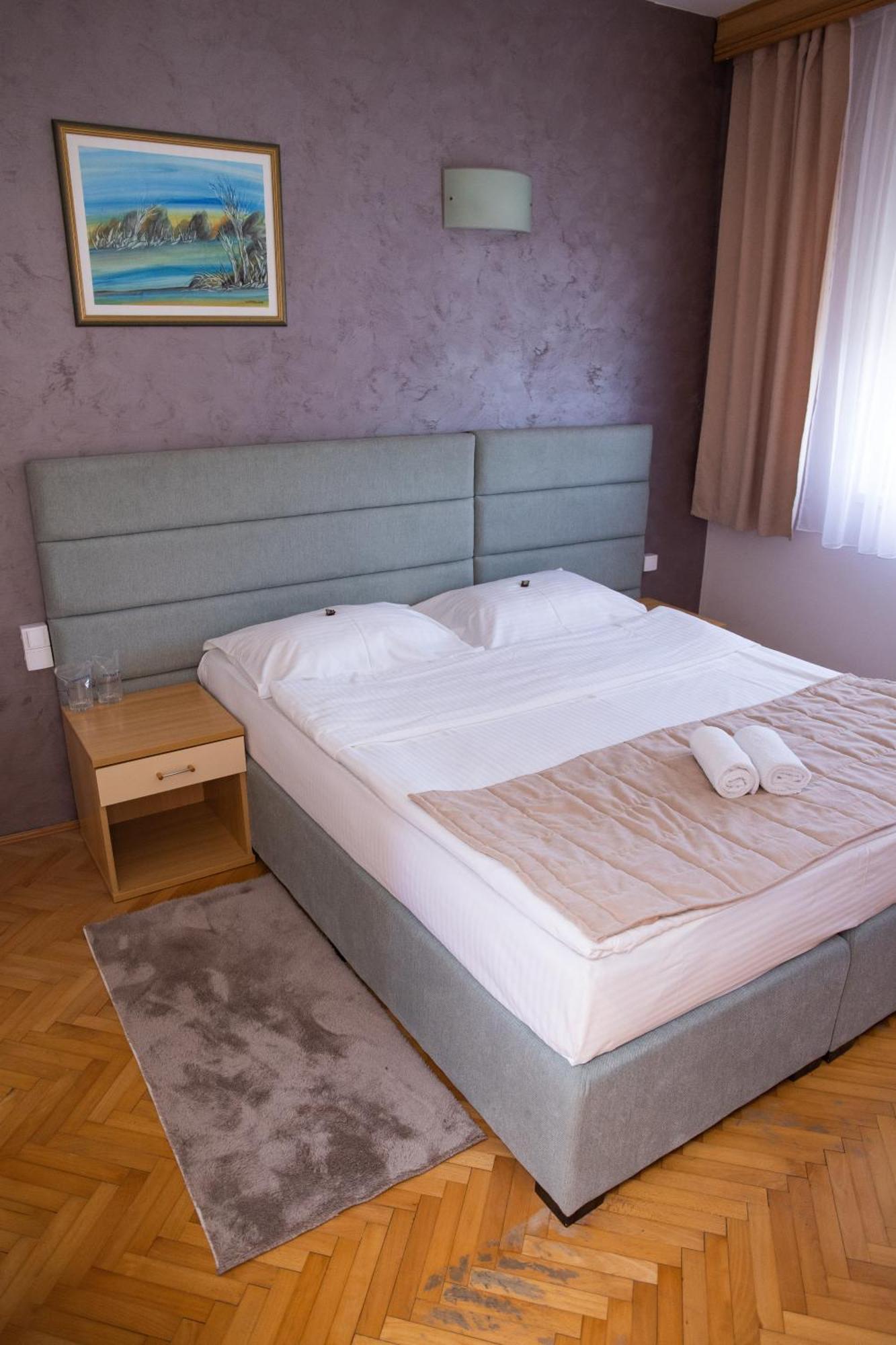 Motel New Sanatron Bosanski Novi Extérieur photo